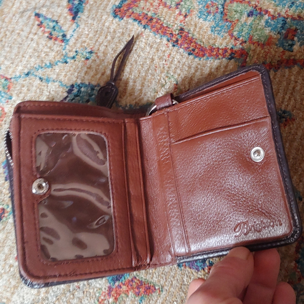 Brighton leather wallet - Picture 8 of 16